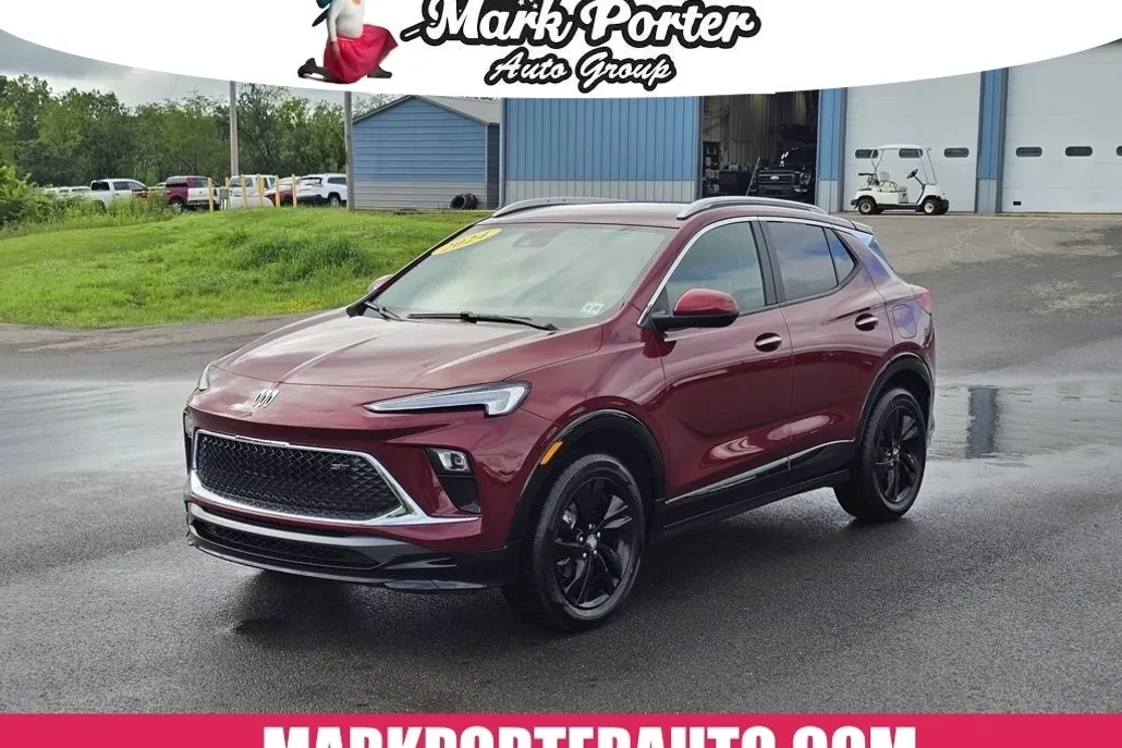 2024 Buick Encore GX Sport Touring photo 1