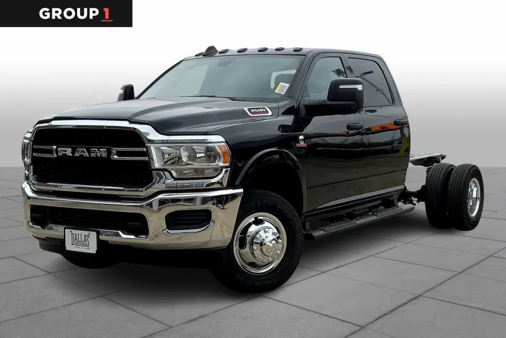 2024 Ram 3500 Tradesman photo 1
