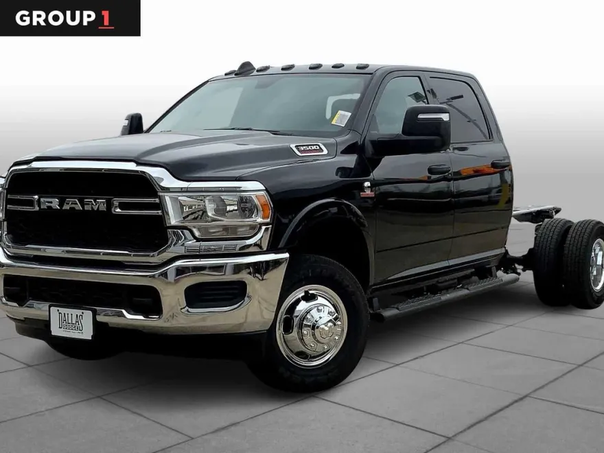 2024 Ram 3500 Tradesman photo 1