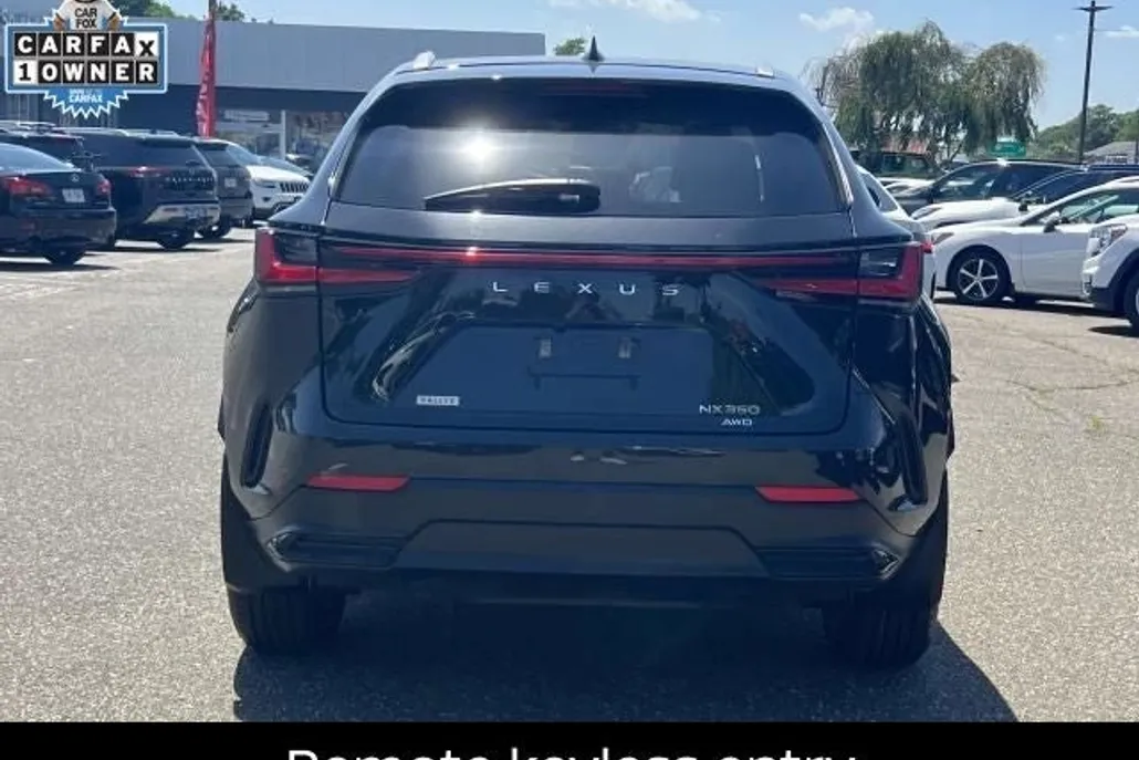 2022 Lexus NX 350 Premium photo 1