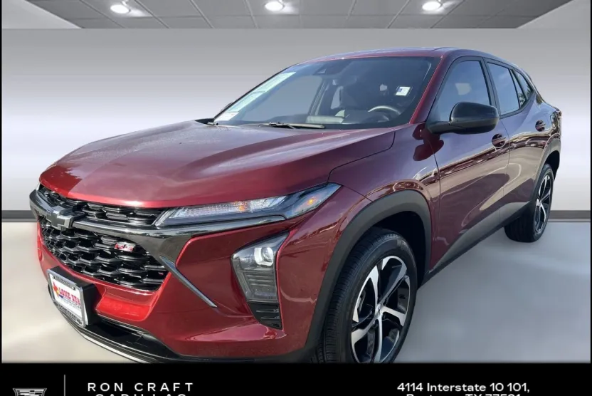 2024 Chevrolet Trax photo 1