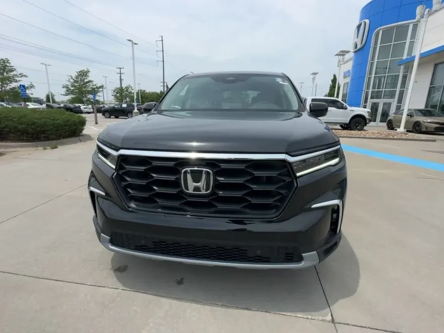 2025 Honda Pilot EX-L photo 1