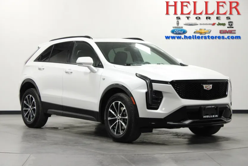 2024 Cadillac XT4 Sport photo 1