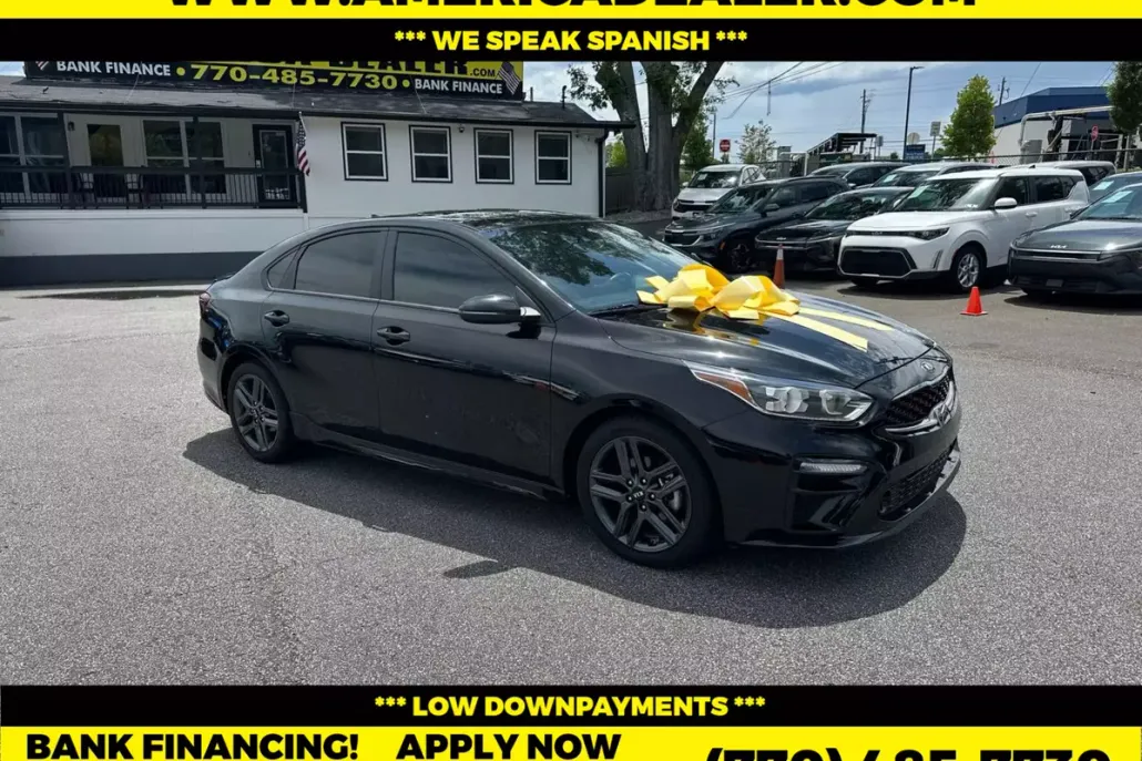 2021 Kia Forte GT-Line photo 1