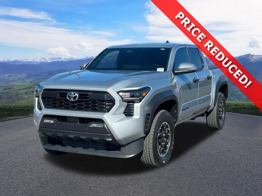 2025 Toyota Tacoma TRD photo 1