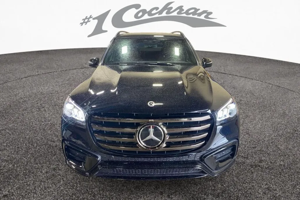 2025 Mercedes Benz GLS 450 4MATIC photo 1