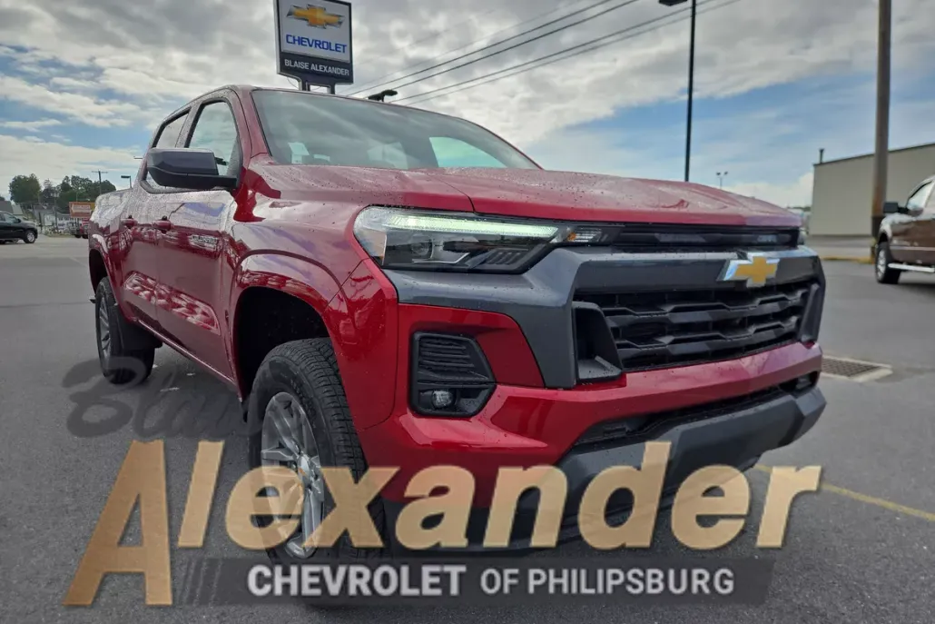 2026 Chevrolet Colorado LT photo 1