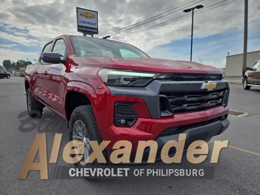 2026 Chevrolet Colorado LT photo 1
