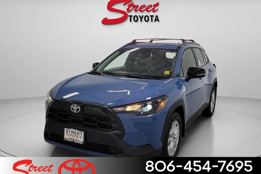 2026 Toyota Corolla Cross LE photo 1